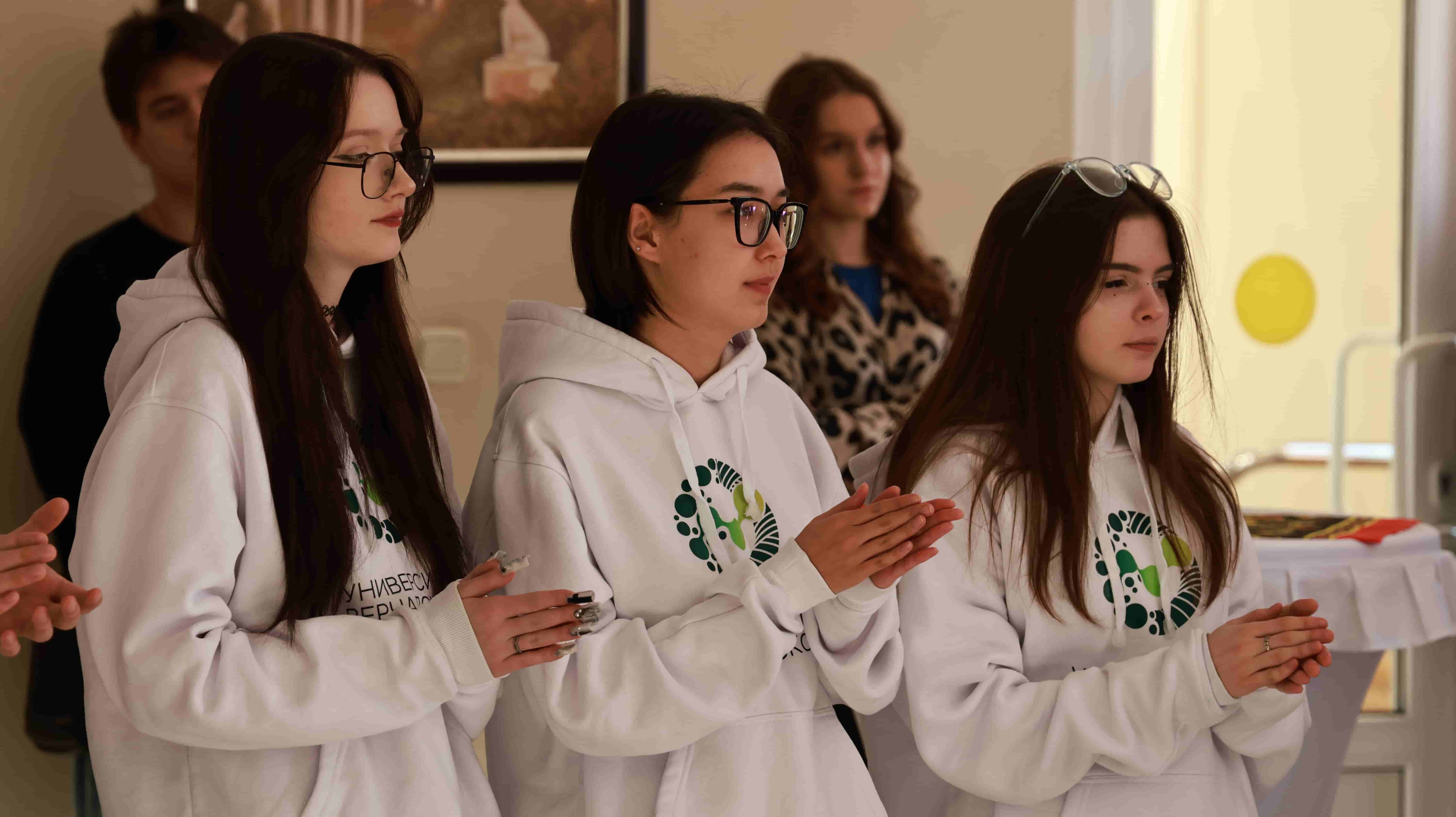 Конкурсы, блины, катание на лошадях: В Университете Вернадского прошли масленичные гуляния