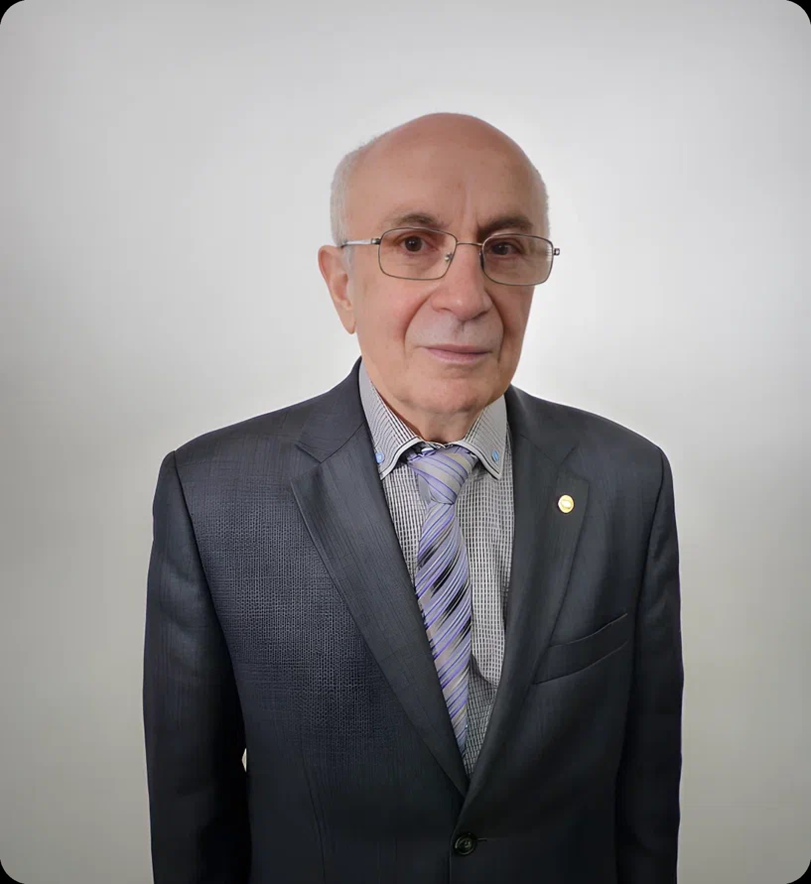 Делян Ашот Суренович 