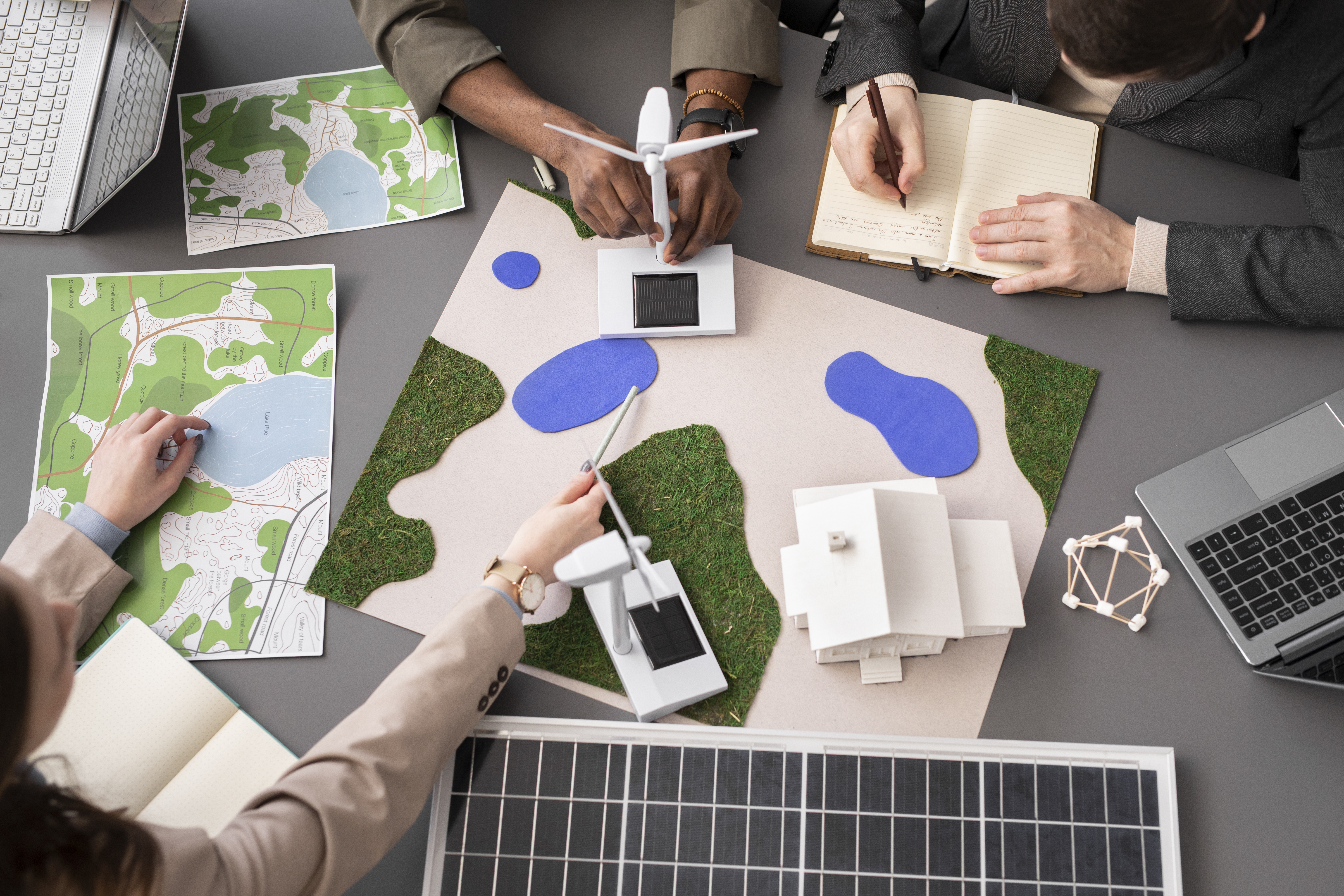 Инновационное управление и экономическое развитие малых городов и сельских территорий (совместно с РУДН, 2 диплома 38.04.04 Государственное и муниципальное управление и 38.04.01 Экономика) 